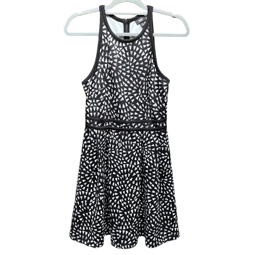 Mossimo Fit & Flare A-Line Pleated Dress with Geometric Print‎ Size Small